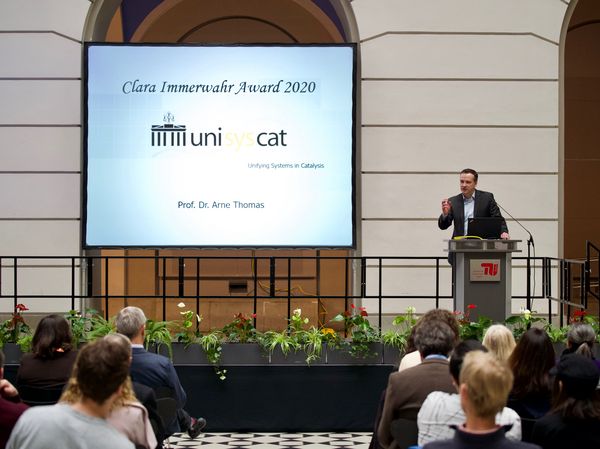 Clara Immerwahr Award 2020 - Talk by Cluster Chair Prof. Arne Thomas