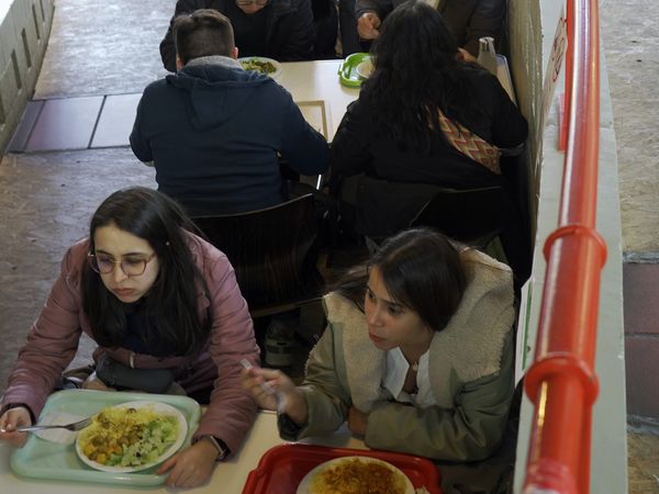 Lunch Break © UniSysCat / Jean-Philippe Lonjaret