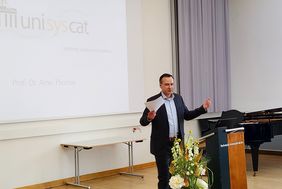 Cluster spokesperson Prof. Arne Thomas 
