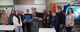 students receive the experiment kit
