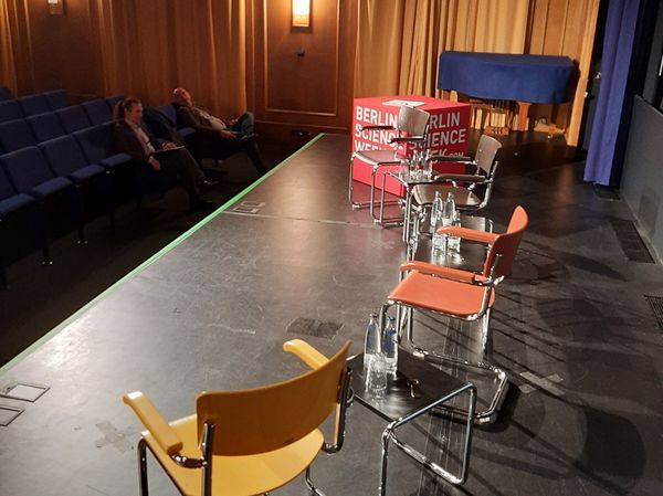 The stage of Urania Berlin © UniSysCat