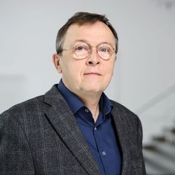 Reinhard Schomäcker
