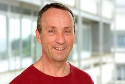 This year's awardee Prof. Dr. Alec M. Wodtke