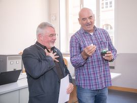 Prof. John Warner with UniSysCat's co-spokesperson Prof. Matthias Drieß